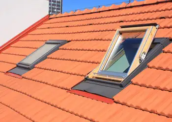 Pose et changement de fenêtre de toit et Velux 56